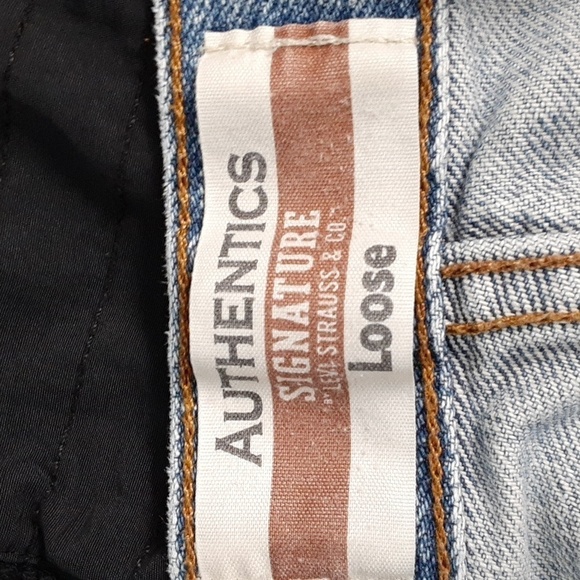 Levi's Strauss Signature Loose Fit Jeans - Picture 10 of 11